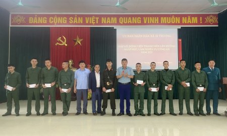 Xã Ái Thượng tổ chức gặp mặt, động viên thanh niên lên đường thực hiện nghĩa vụ quân sự, nghĩa vụ công an năm 2025